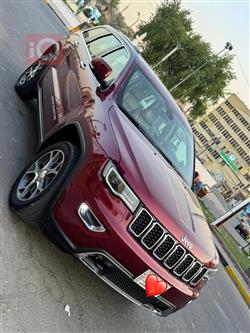 جیپ گراند شیرۆکی